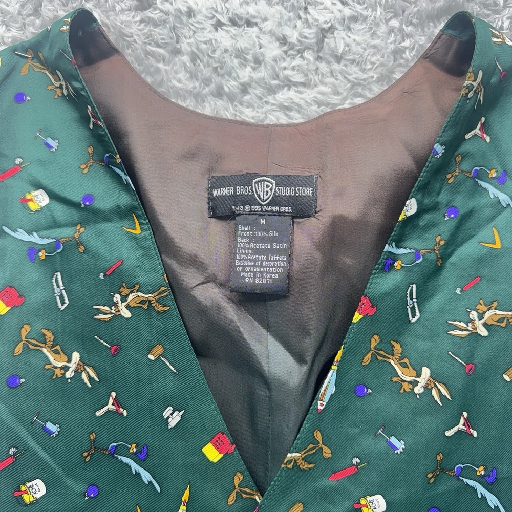 Vintage Warner Bros Studio Store Wile E Coyote Silk Vest Mens Medium 1995 Flawed - Picture 3 of 15